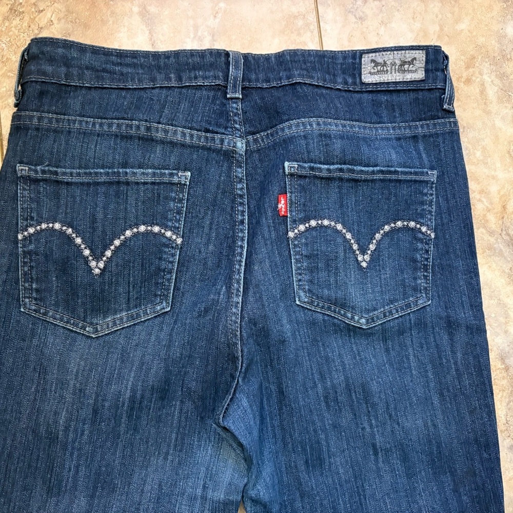 Levis Jeans Womens 12L Mid Rise Skinny Stretch Denim with Embroidered Pockets